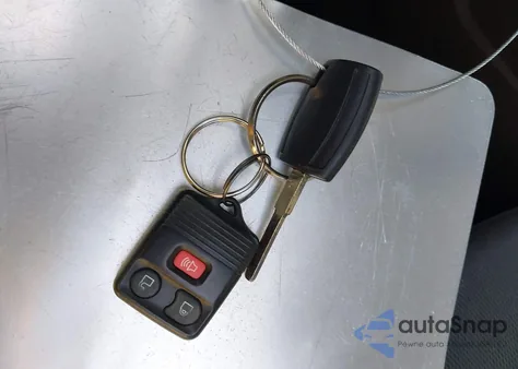 2013 Ford Focus S из США, поврежденный, VIN 1FADP3E25DL186170